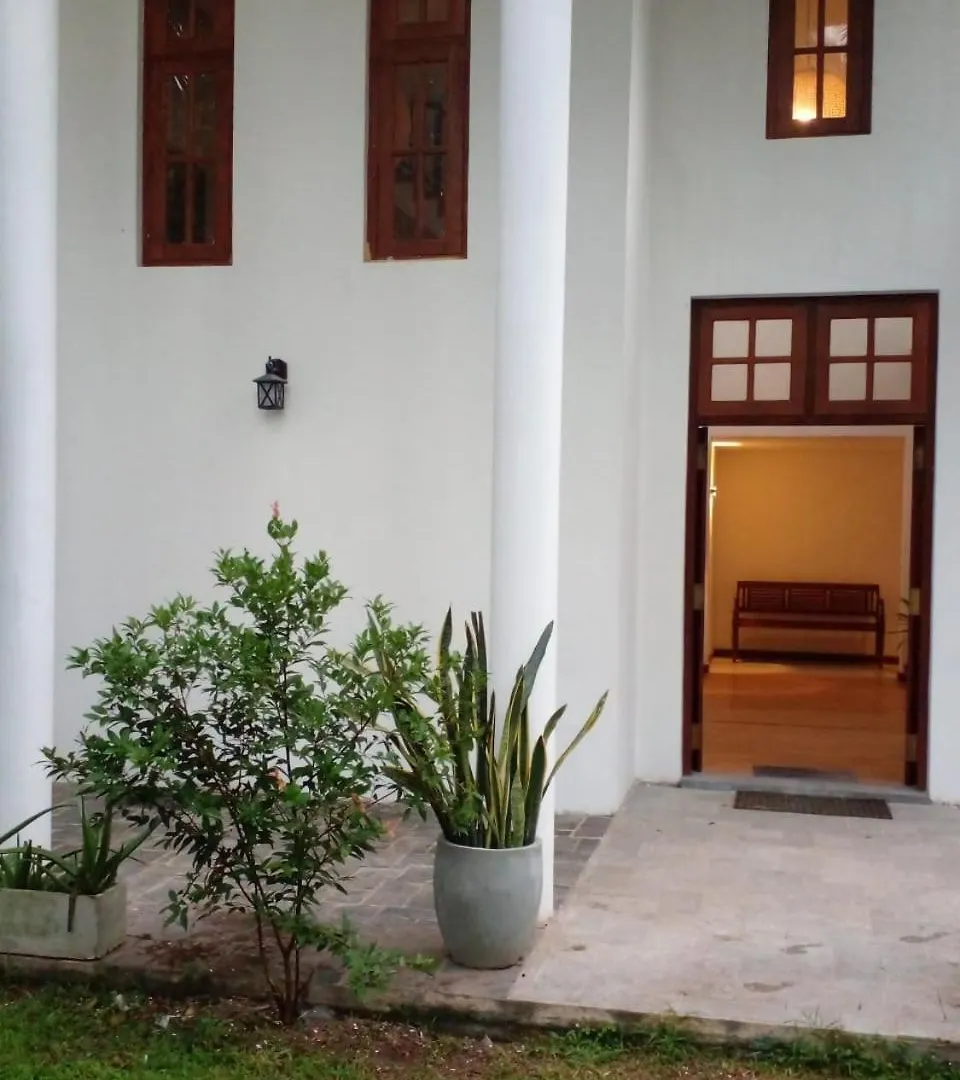 Guest house The Escape, Minuwangoda