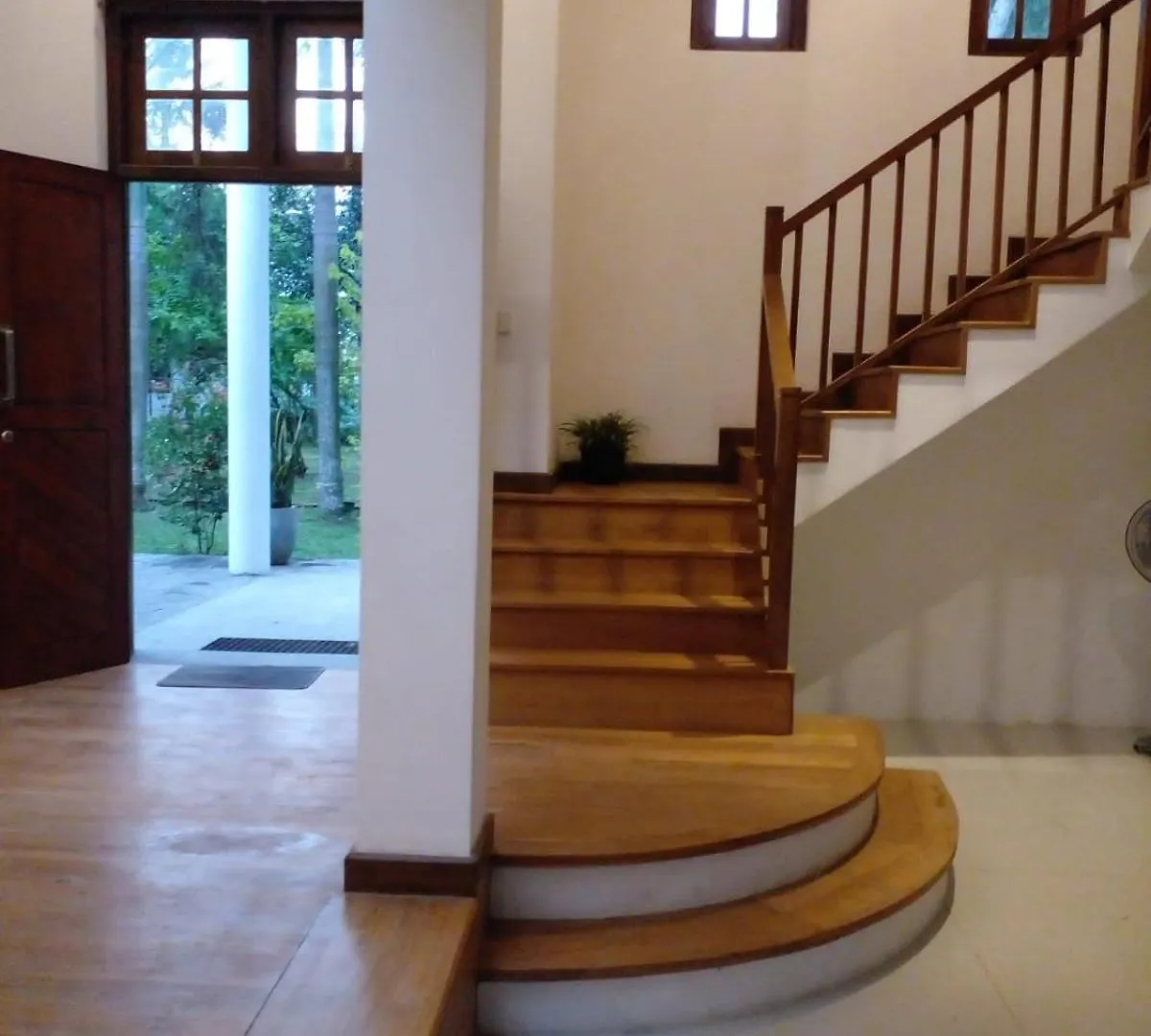 The Escape, Minuwangoda Guest house